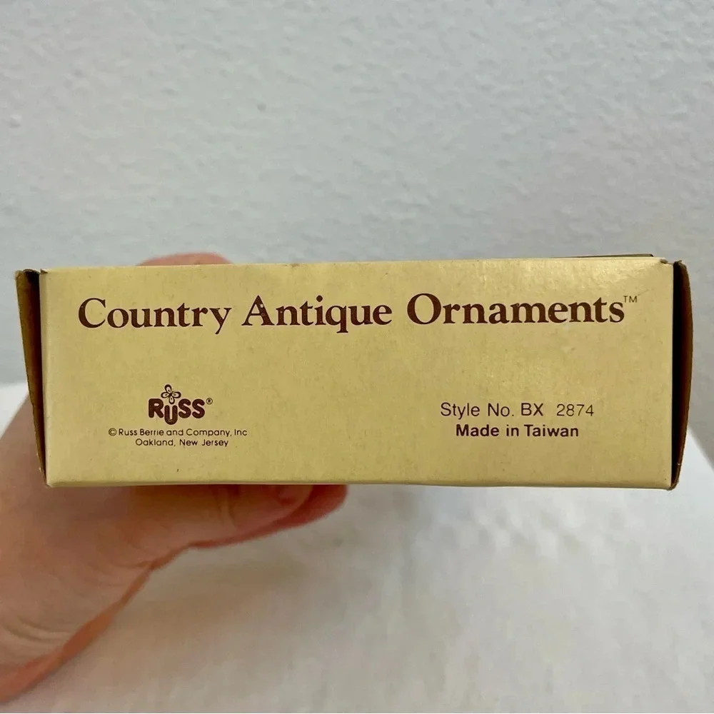 Vintage Russ Country Antique Ornaments Wooden Solider On Red Horse Style #BX2874